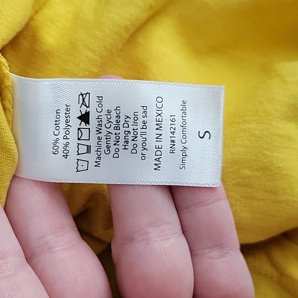 Lularoe Liv tee-Solid Yellow - Picture 4 of 6